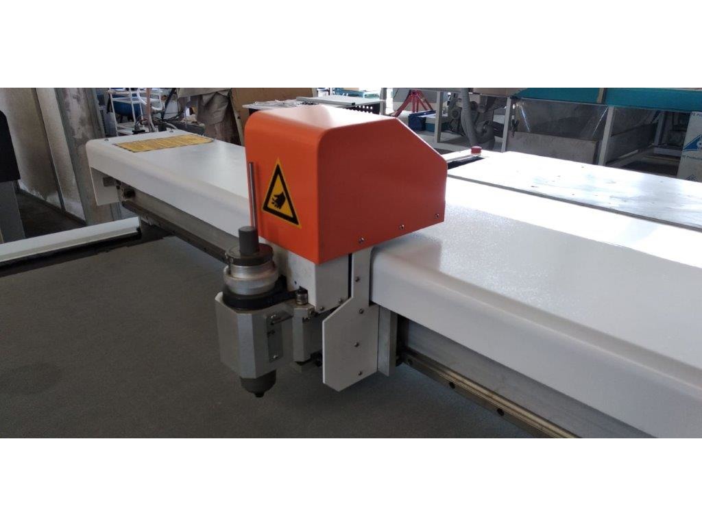 CNC MACCHINA DA TAGLIO A LAMA in vendita - foto 6