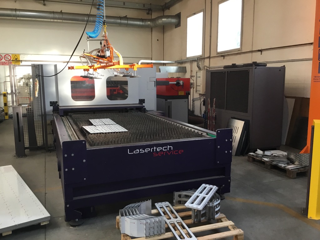 Laser in vendita - foto 5