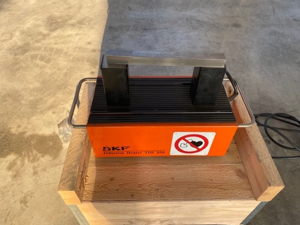 SCALDA CUSCINETTI SKF MOD. INDUCTION HEATER TIH 050 in vendita - foto 2