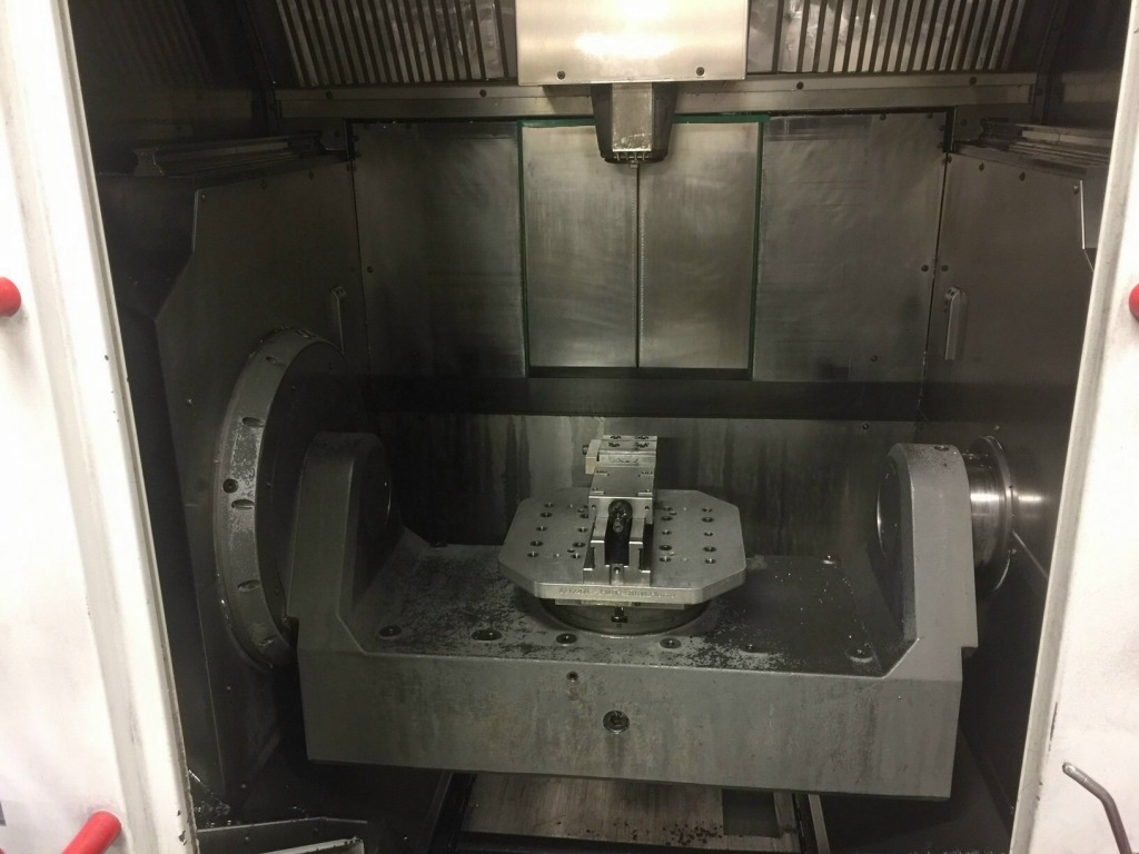 Centro di lavoro a 5 assi HERMLE C 30 U in vendita - foto 3
