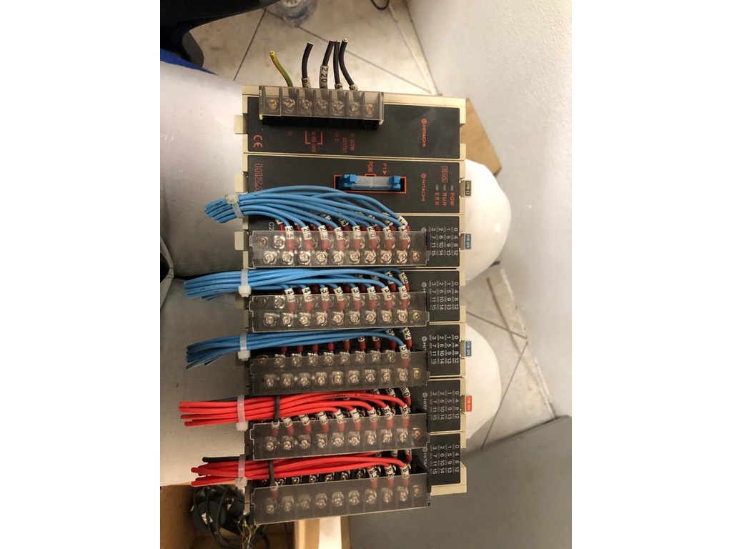 HITACHI HIZAC MODULE PLC in vendita - foto 1