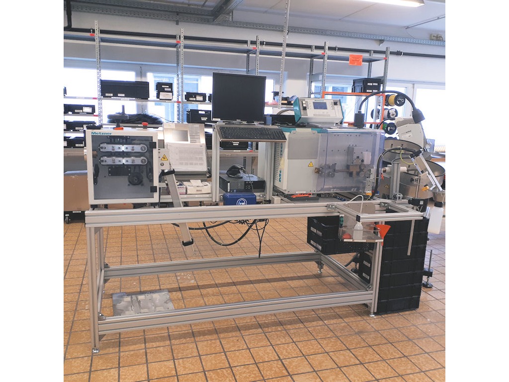 Linea completa plastica in vendita
