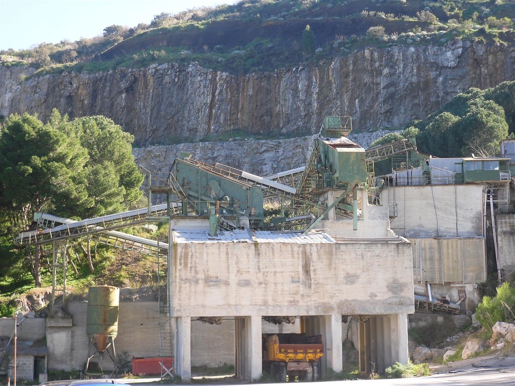 Macchinari ed impianti per cave e miniere usati in vendita - foto 3