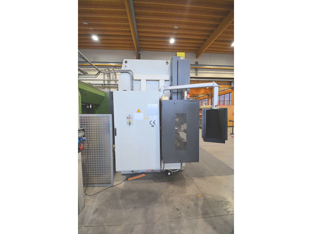 LVD cnc pressa piega mod. PPEB 135-30 + PPEB 100-30 - utensili - 6 assi in vendita - foto 3