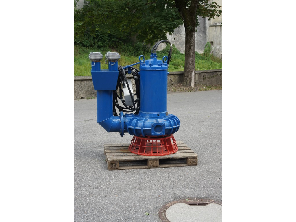 Pompa idrica 5.000 l/min in vendita - foto 1