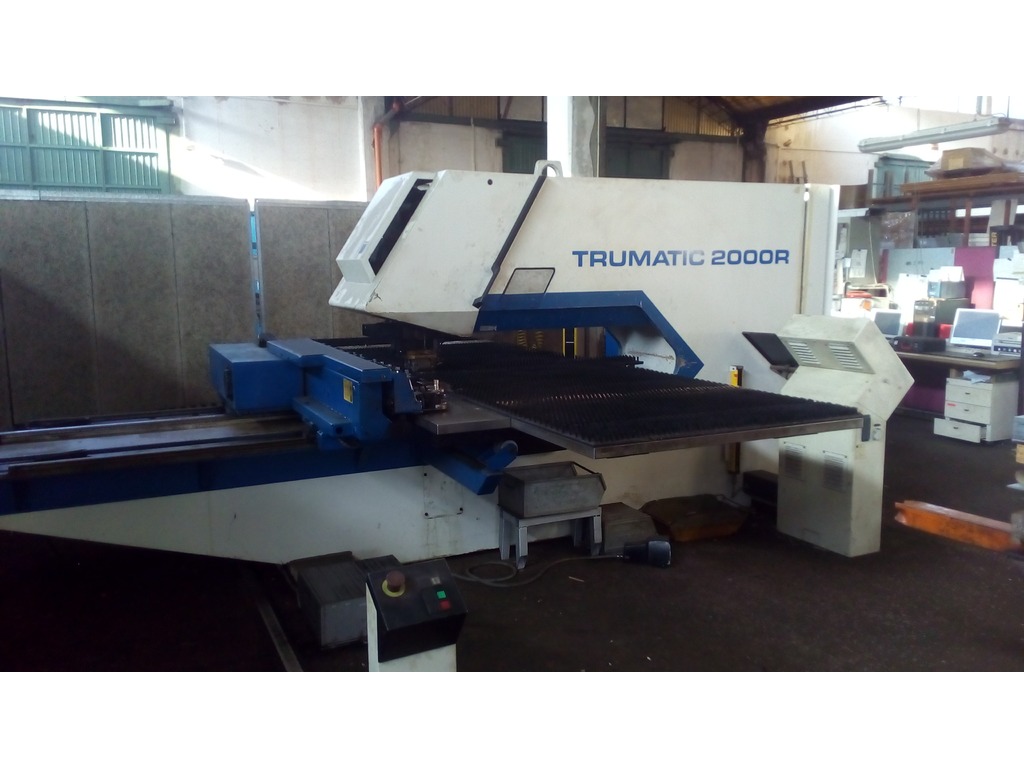 Punzonatrice Trumpf Trumatic 2000 R in vendita - foto 1