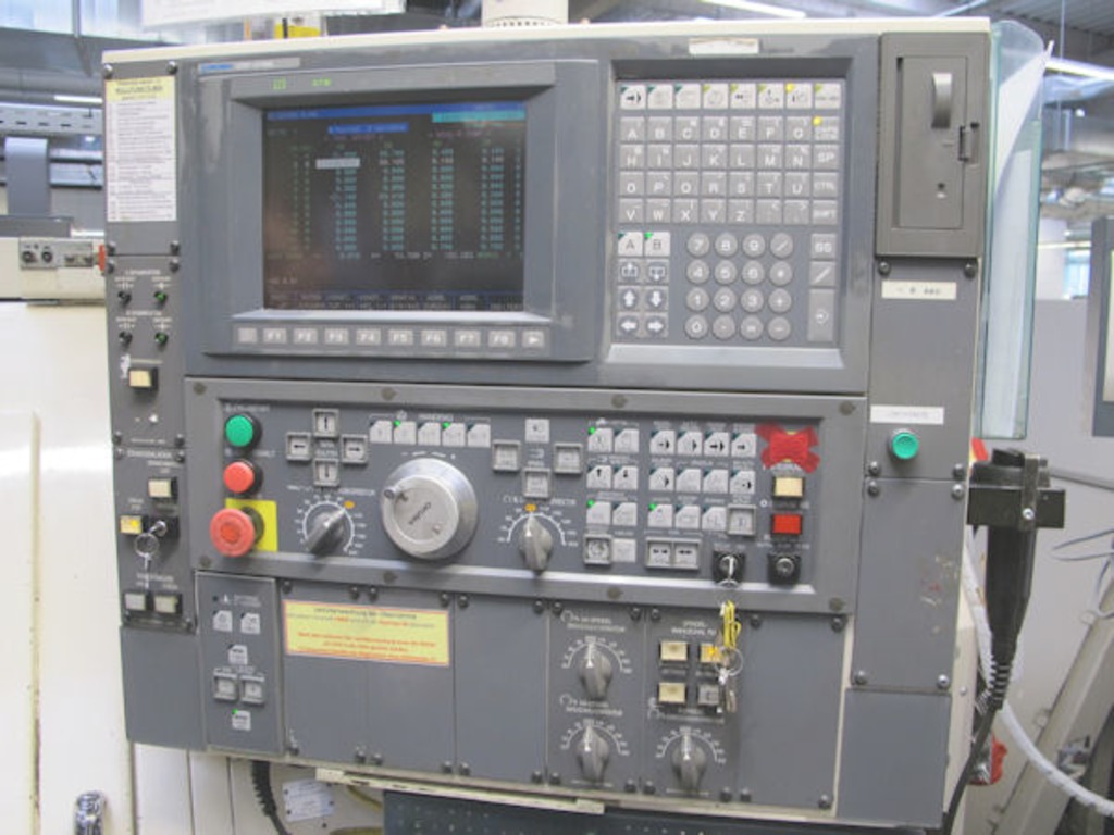 OKUMA tornio a cnc mod. LT 10 M - Twin Spindle  con caricatore in vendita - foto 3