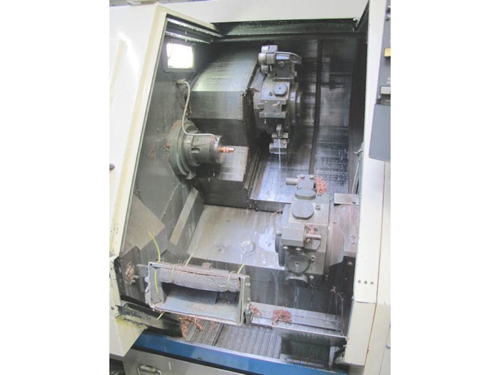 OKUMA tornio a cnc mod. LT 10 M - Twin Spindle  con caricatore in vendita - foto 4