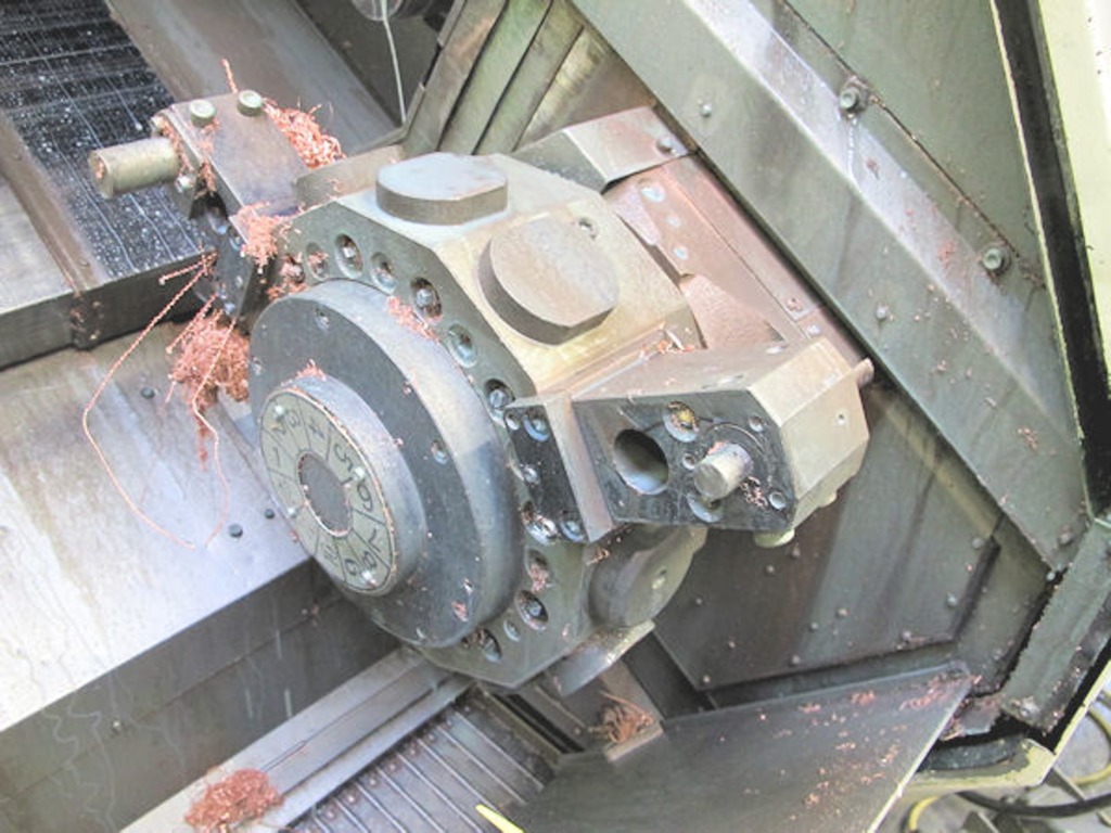 OKUMA tornio a cnc mod. LT 10 M - Twin Spindle  con caricatore in vendita - foto 5