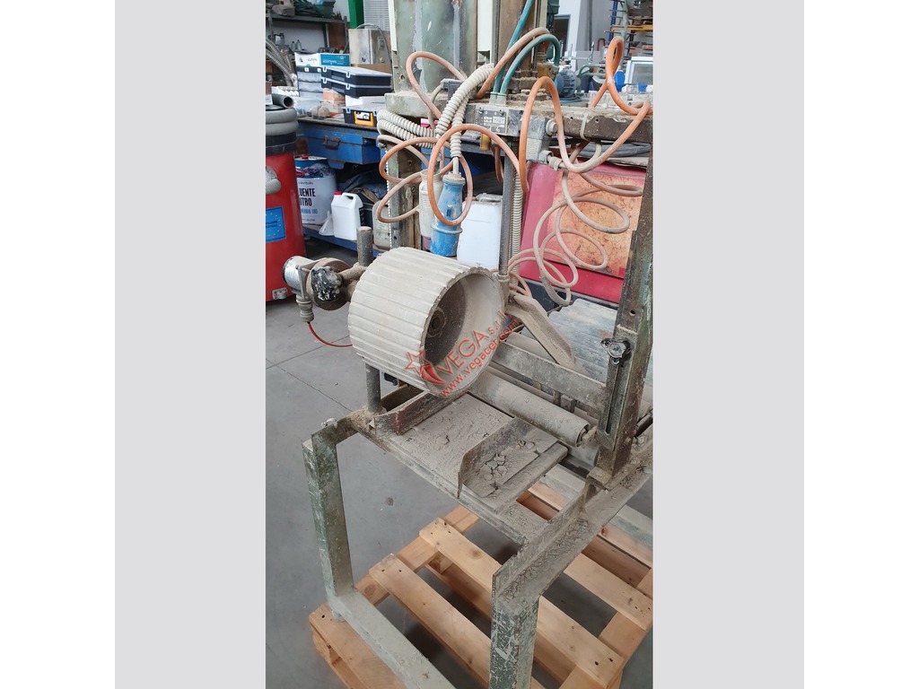 Taglierina pneumatica per degasatrice con encoder in vendita - foto 5