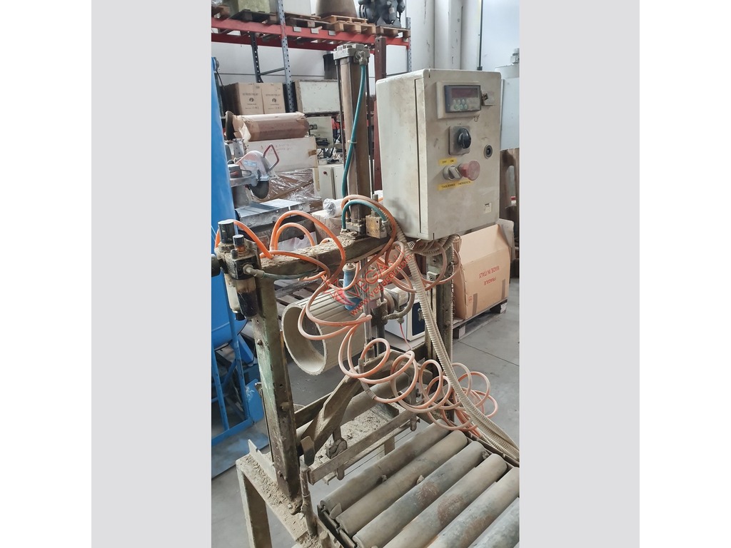 Taglierina pneumatica per degasatrice con encoder in vendita - foto 6