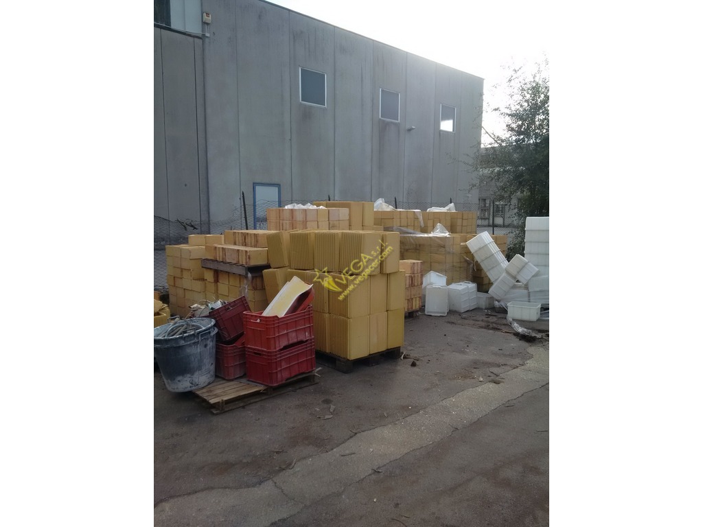 Stock di caselle refrattarie per cottura piastrelle in vendita - foto 2