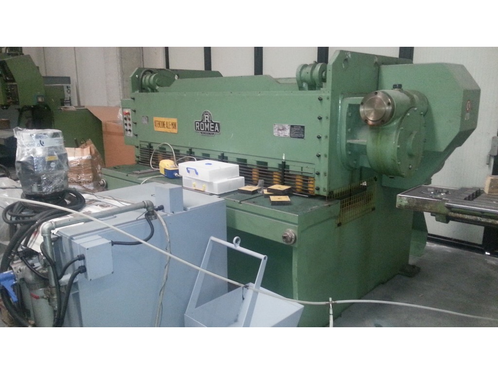Cesoia Meccanica Romea 2500 x 6 mm in vendita - foto 1