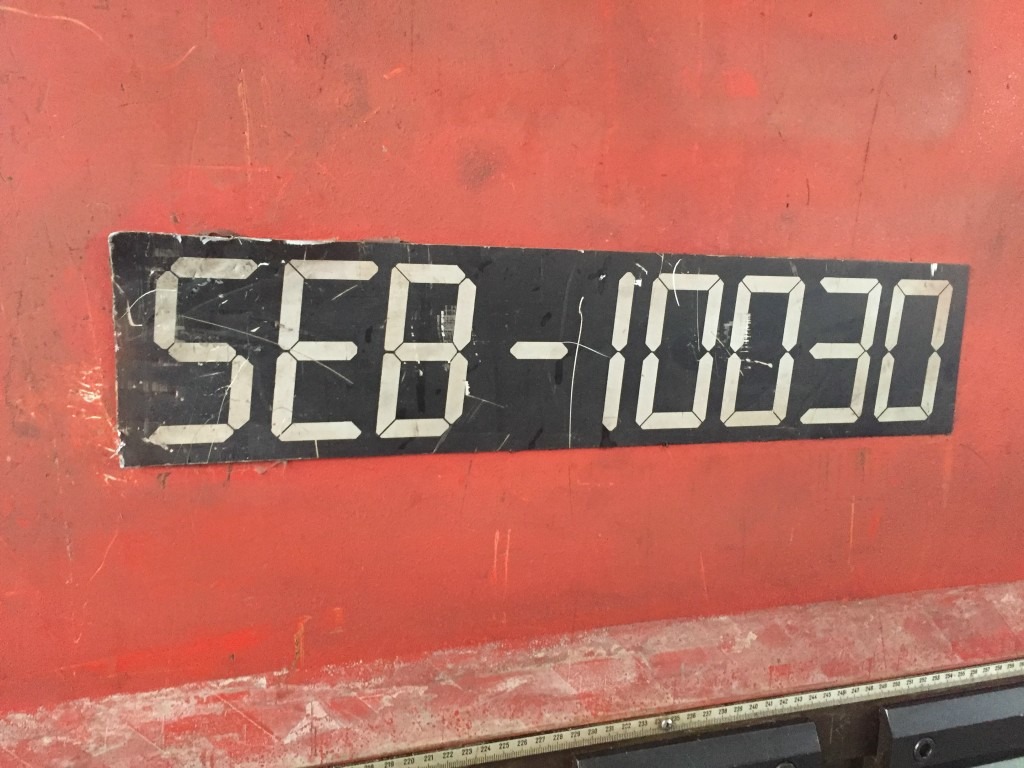 PRESSA PIEGATRICE SCHIAVI MODELLO SEB-10030 OLEODINAMICA 3050 x 100 TON in vendita - foto 3