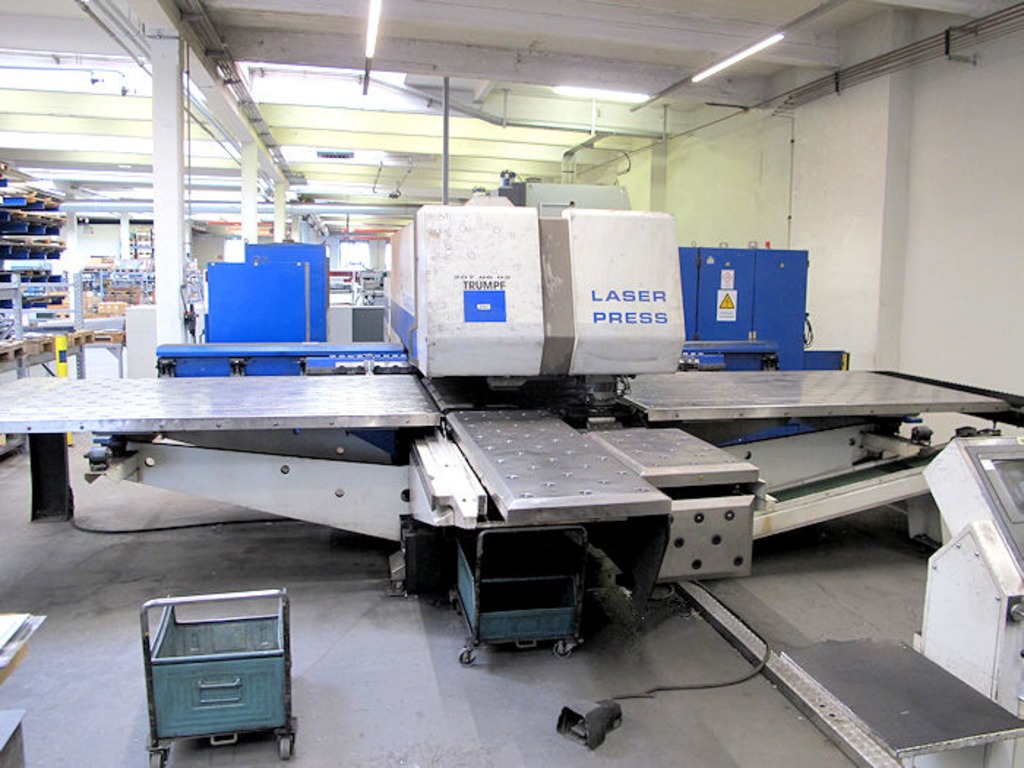 TRUMPF punzonatrice - Laser mod. TC 600 L - 1800 watt - 3000x1600 in vendita - foto 1