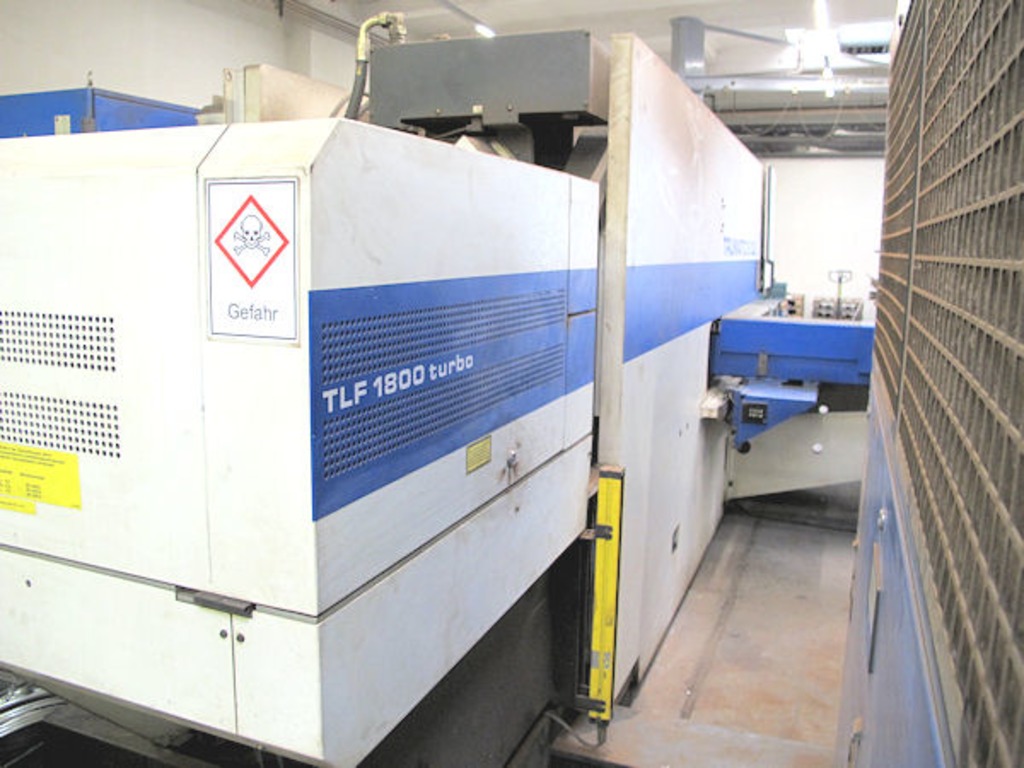 TRUMPF punzonatrice - Laser mod. TC 600 L - 1800 watt - 3000x1600 in vendita - foto 4
