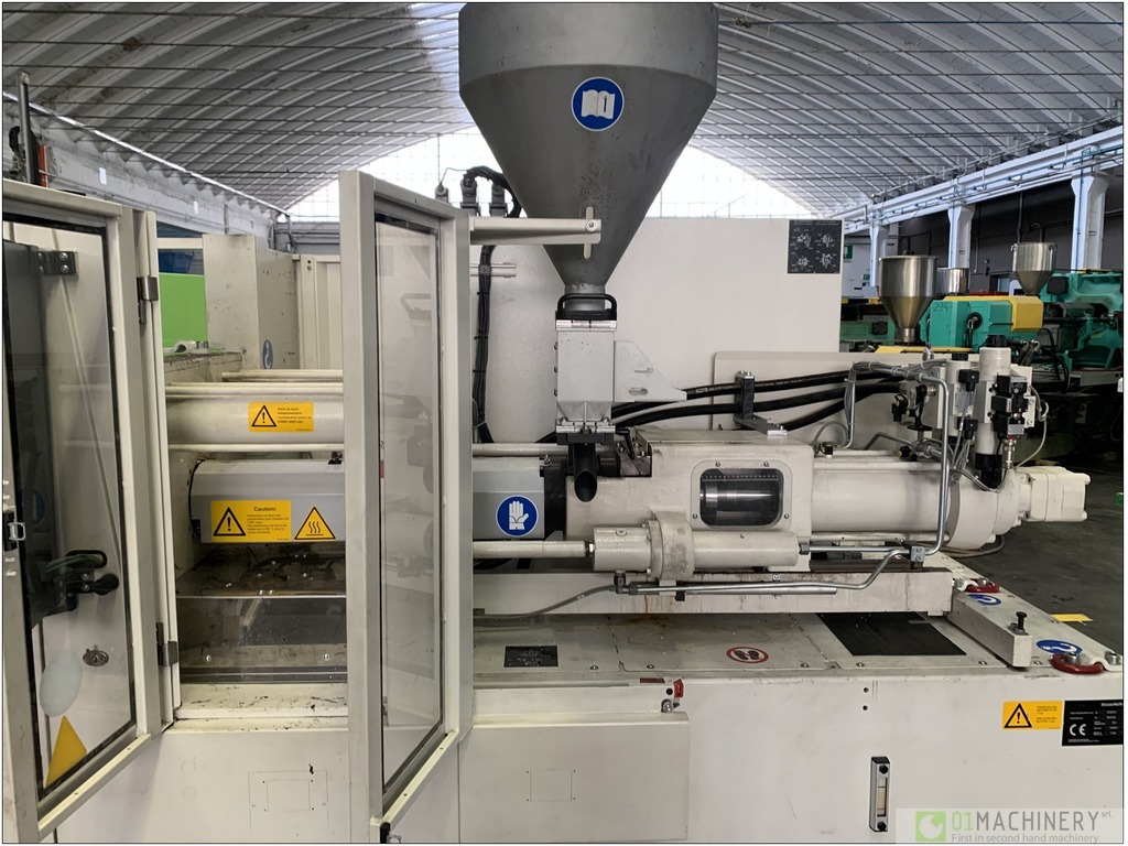 Pressa per iniezione KRAUSS MAFFEI - Code In 7968 in vendita - foto 4