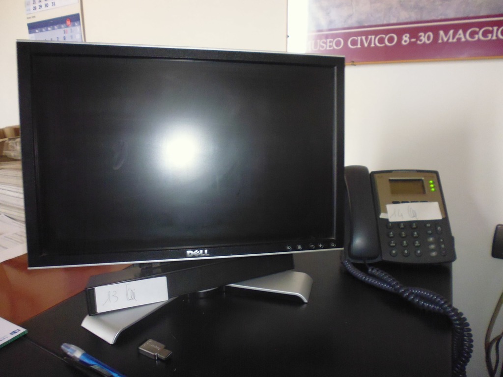 MOBILI E ARREDO PER UFFICIO in vendita - foto 6