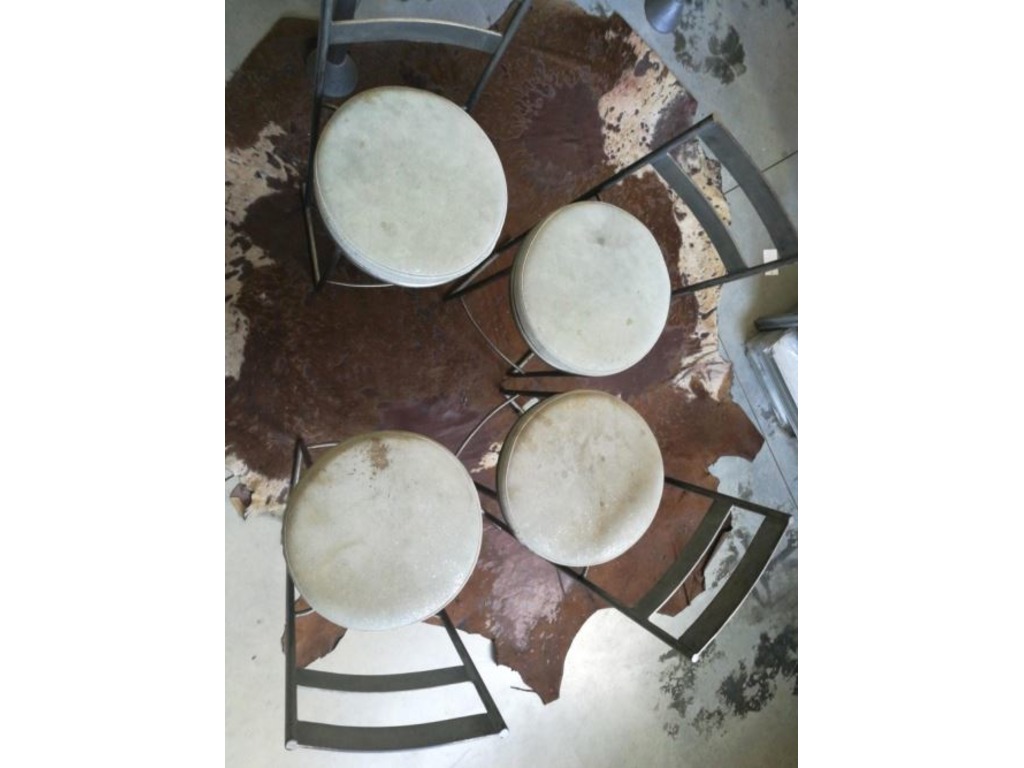 4 SGABELLI IN FERRO in vendita - foto 1