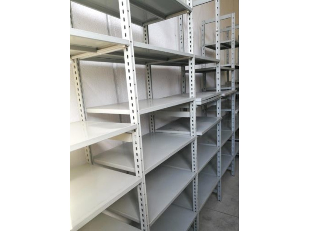 SCAFFALATURE in vendita - foto 1