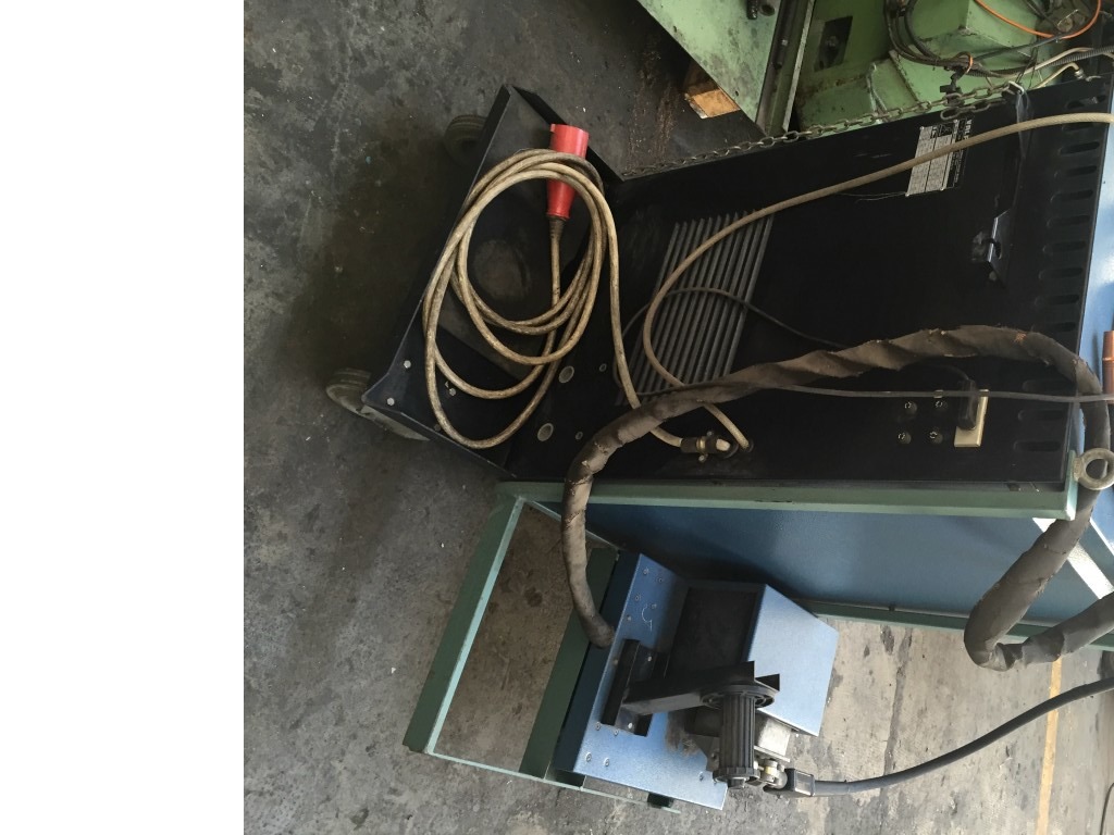 SALDATRICE A FILO VALFO MODELLO MIG 400 400 AMPERE in vendita - foto 3