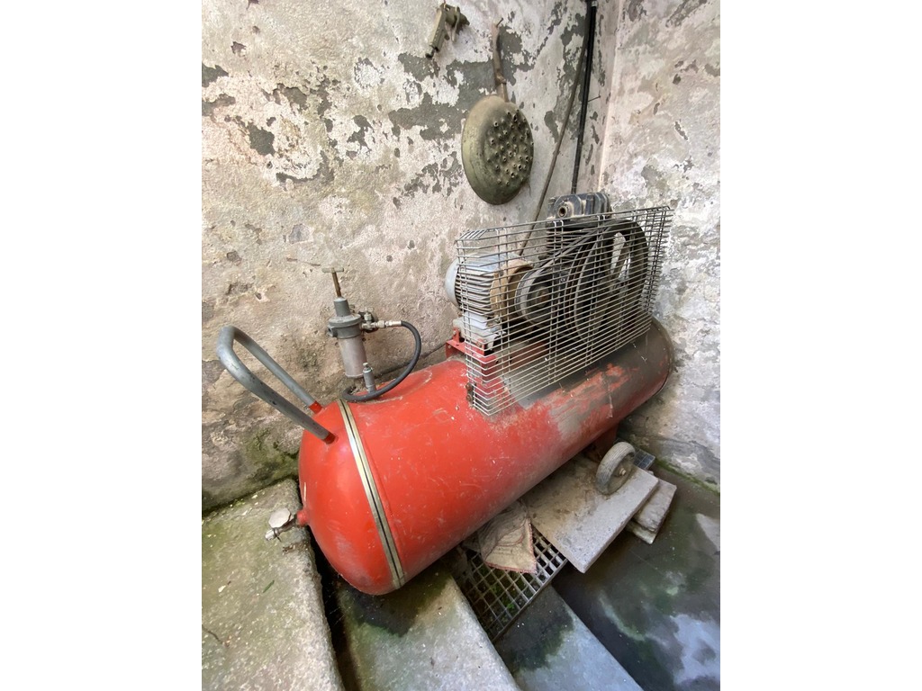 Macchine industriali da cucire pelle e materiale tessile in vendita - foto 2