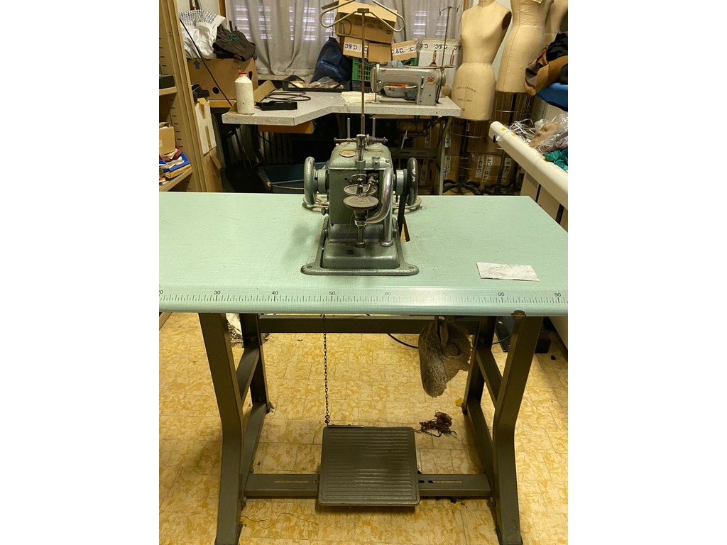 Macchine industriali da cucire pelle e materiale tessile in vendita - foto 5