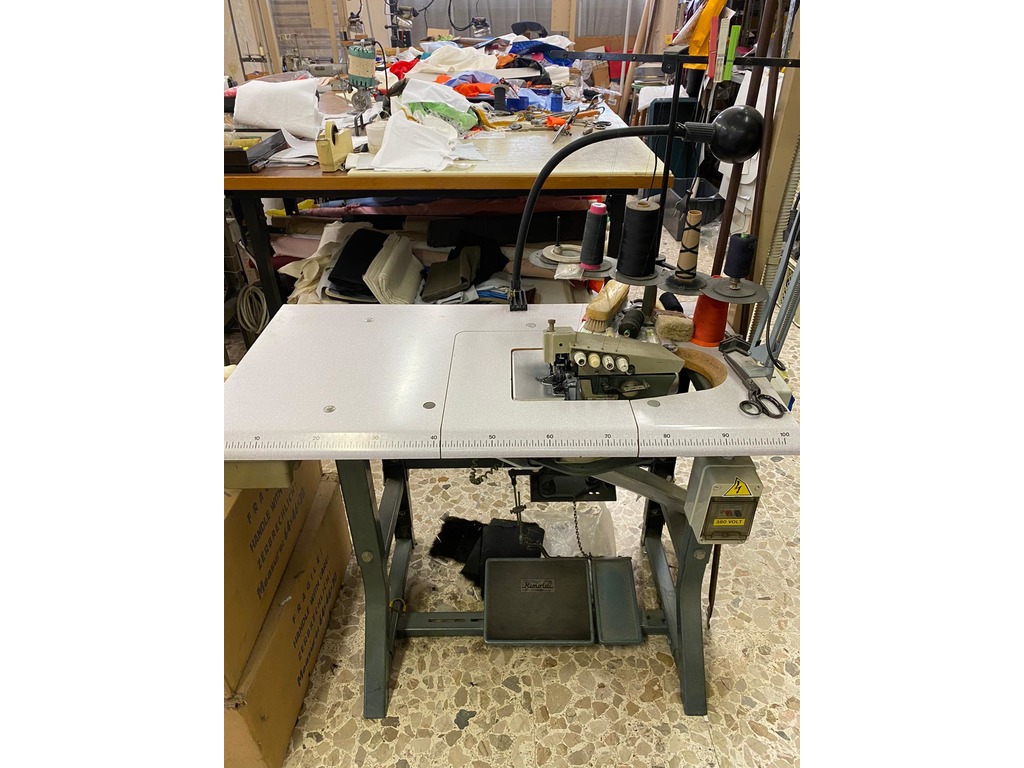 Macchine industriali da cucire pelle e materiale tessile in vendita - foto 8