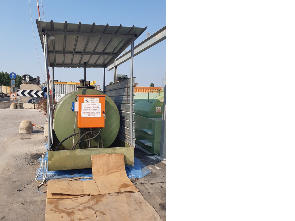 SERBATOIO GASOLIO MARCA AMA MOD. DTO 35 LITRI 3380 in vendita - foto 1