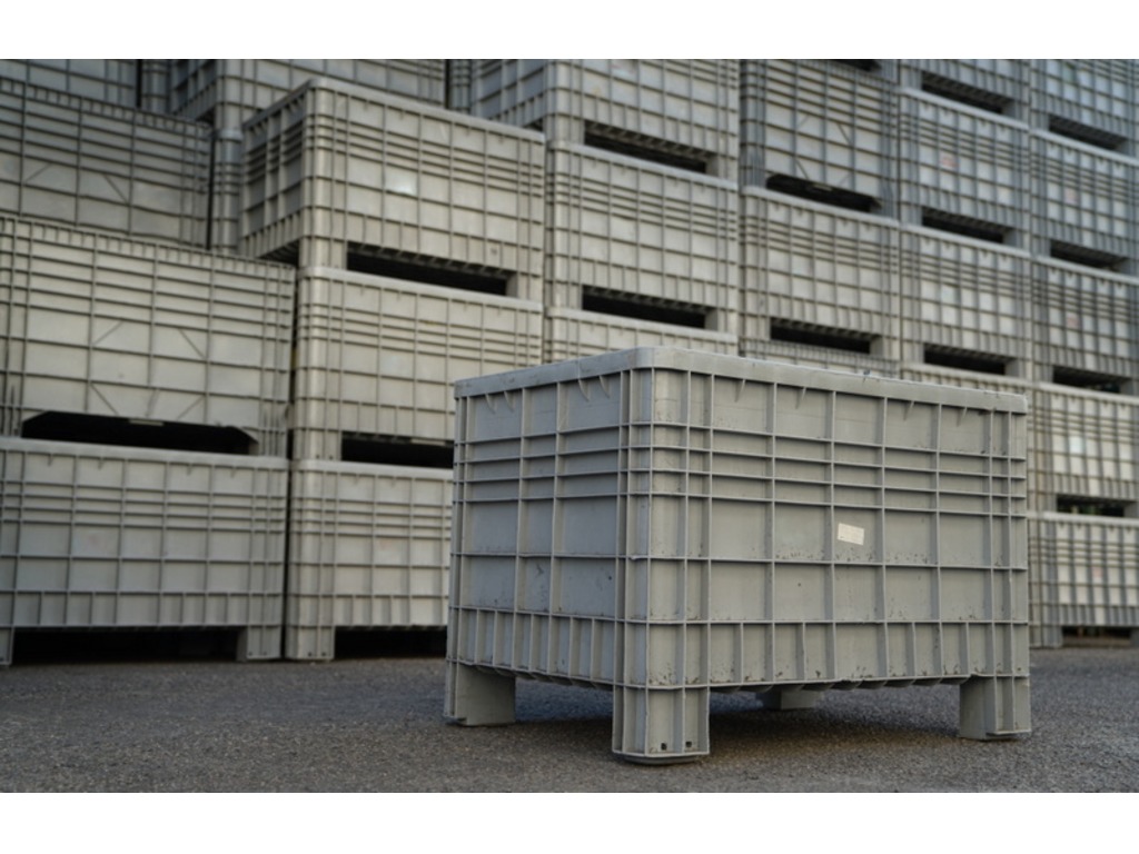 Cassoni casse pallet bins impilabili ad incastro usati in vendita - foto 1
