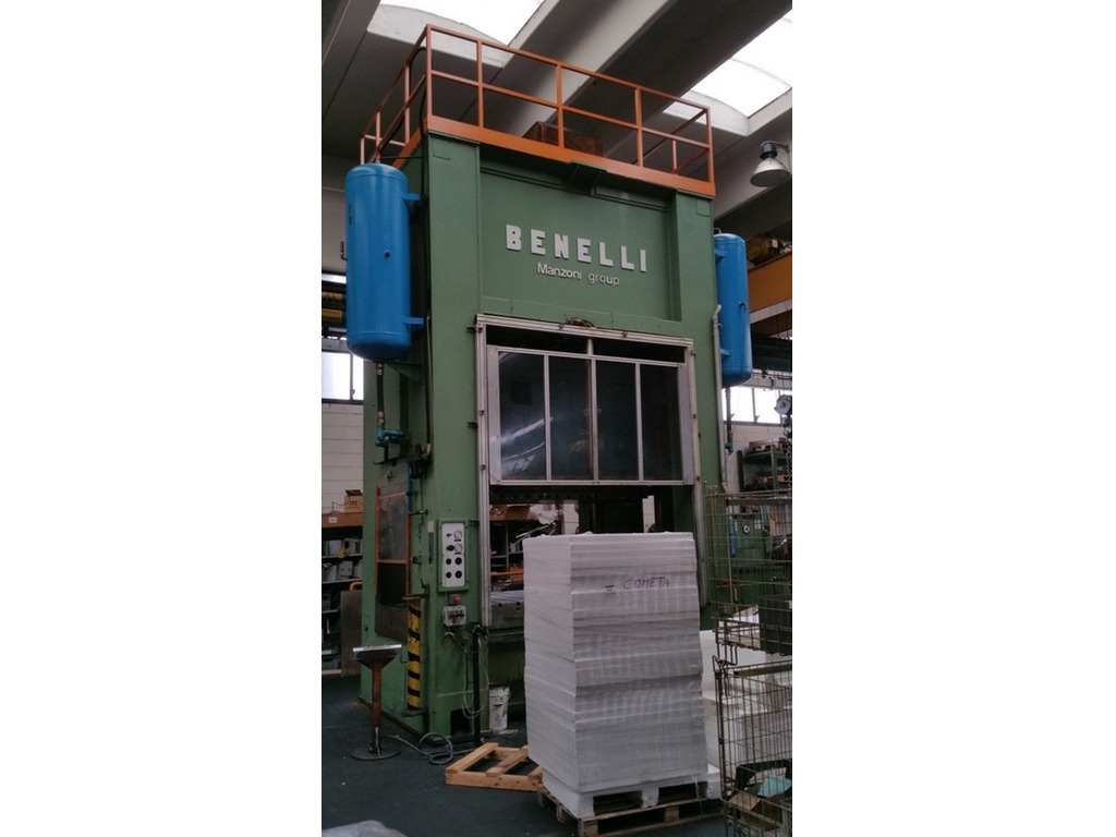 Pressa Benelli Manzoni 400 ton in vendita - foto 1