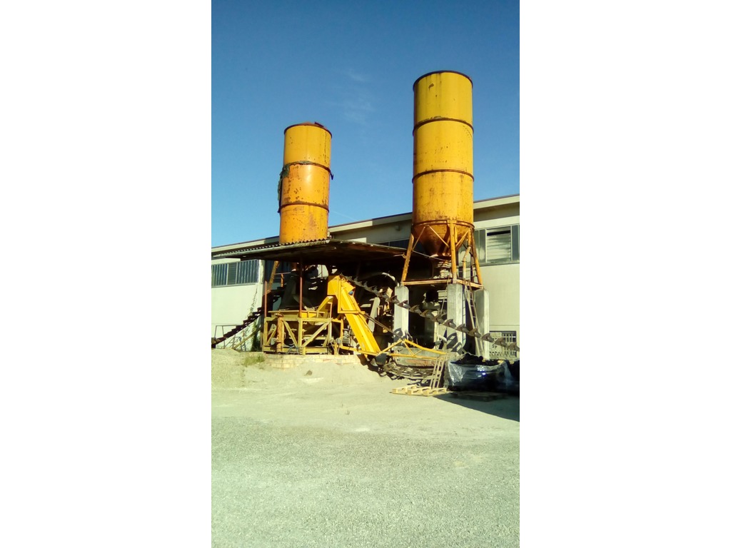 IMPIANTO BETONAGGIO in vendita - foto 1