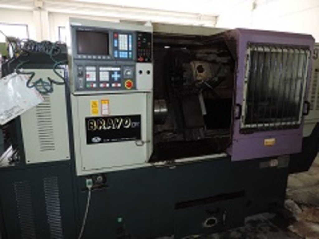Vendesi tornio CNC in vendita - foto 1