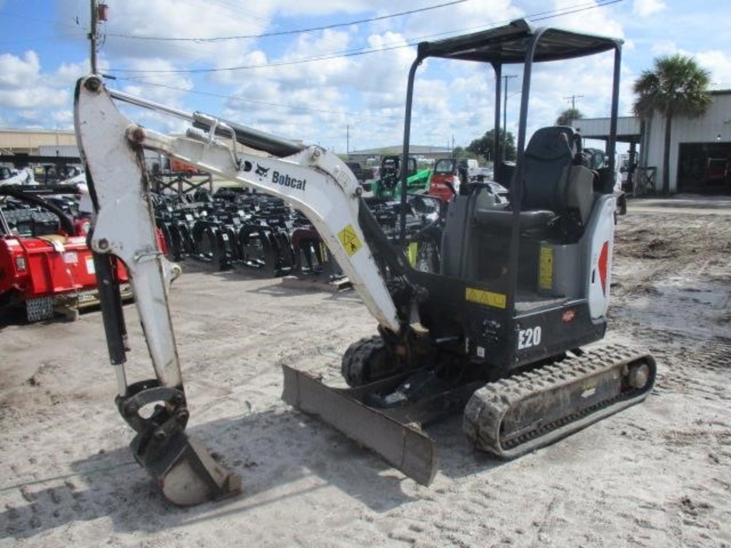 Miniescavatore Bobcat E20 in vendita - foto 2