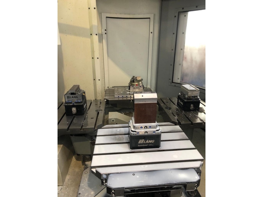 CENTRO DI LAVORO VERTICALE 5 ASSI DMG DMC 60 T RS3 in vendita - foto 1