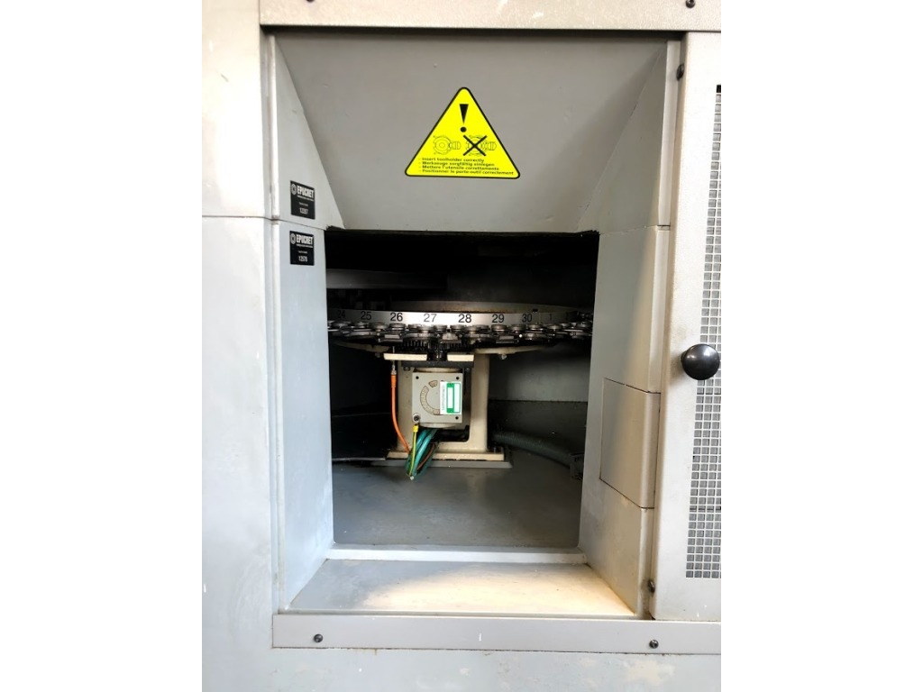 Centro di lavoro verticale MIKRON VCP 800 in vendita - foto 1