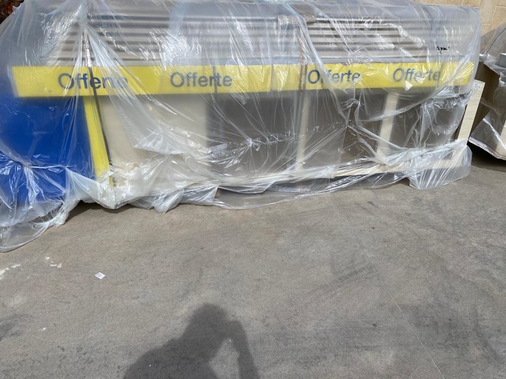 Arredamento completo di 1400mq per negozio di elettronica ed elettrodomestici in vendita - foto 5