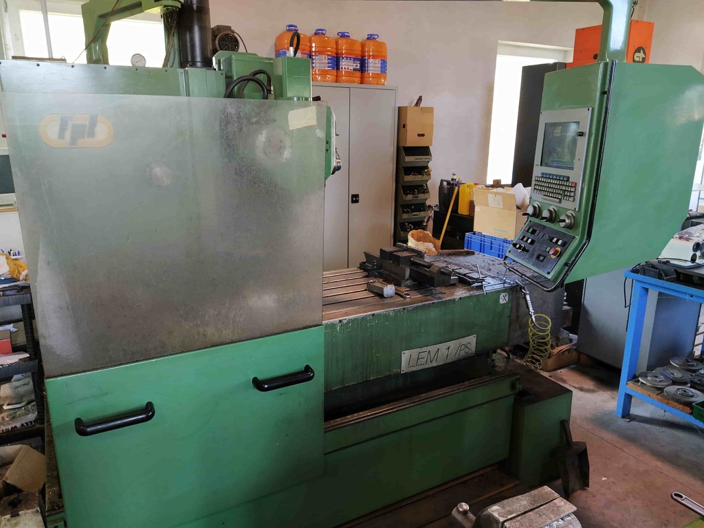 Fresatrici per metallo in vendita