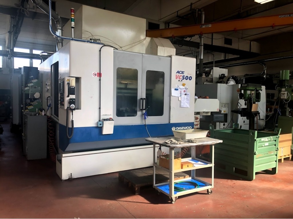 Centro Di Lavoro Verticale Rotopallet Daewoo Ace Vc500 in vendita - foto 1