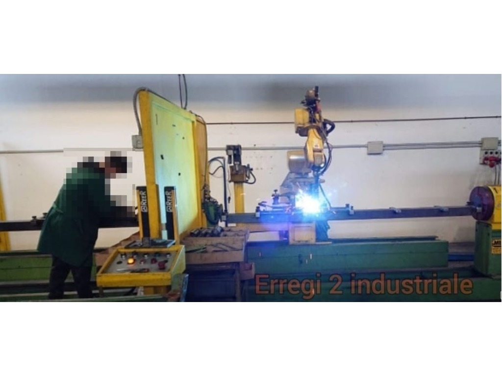 Isola robot Fanuc per saldatura mig mag in vendita - foto 2