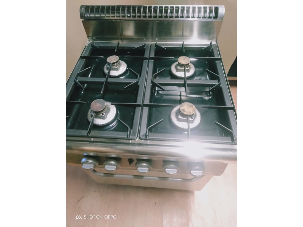 Cucina 4 fuochi con forno a gas SEMINUOVA in vendita - foto 4