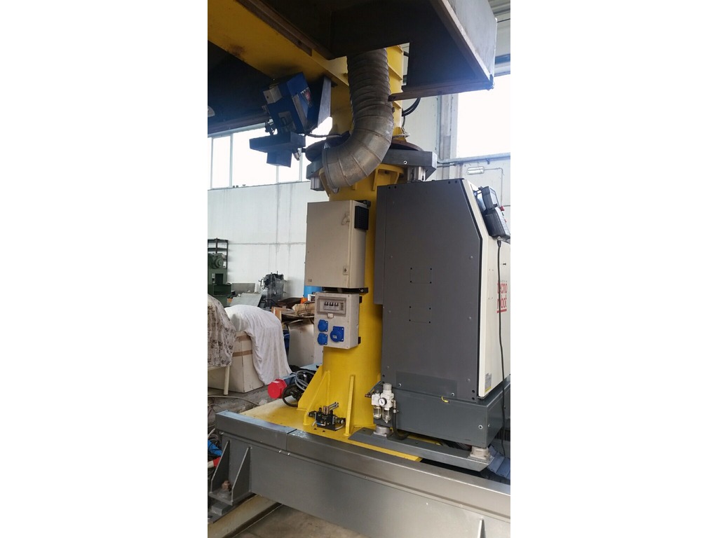 Robot di saldatura a portale fanuc mod. ARC MATE 100 in vendita - foto 4