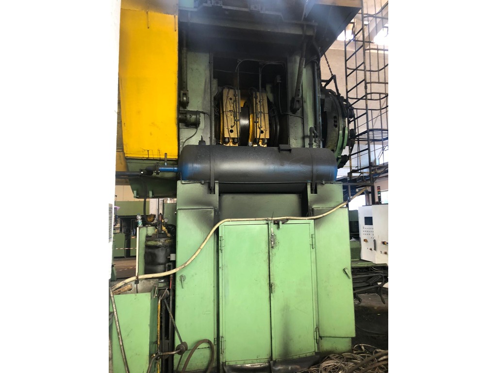 pressa 2500t kb8544 A      russa in vendita - foto 1