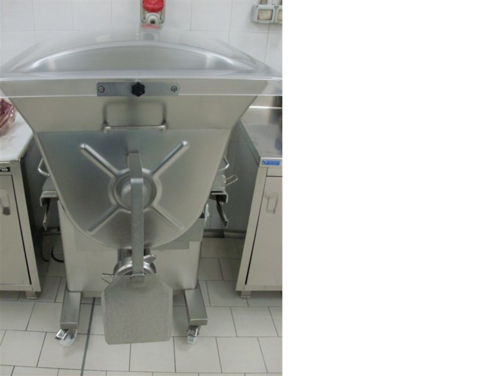 tritacarne 32 in vendita - foto 3