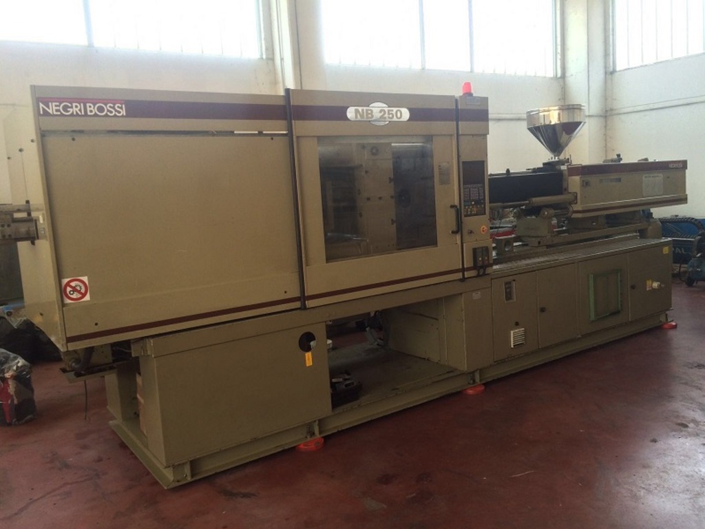 NEGRI BOSSI 250 TON ANNO 1994 in vendita - foto 1
