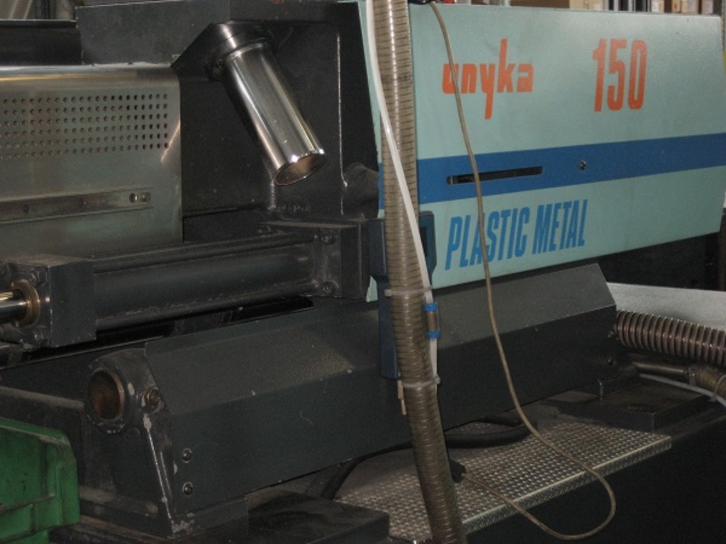 Pressa a iniezione per termoplastici 150 ton Plastic Metal in vendita - foto 1