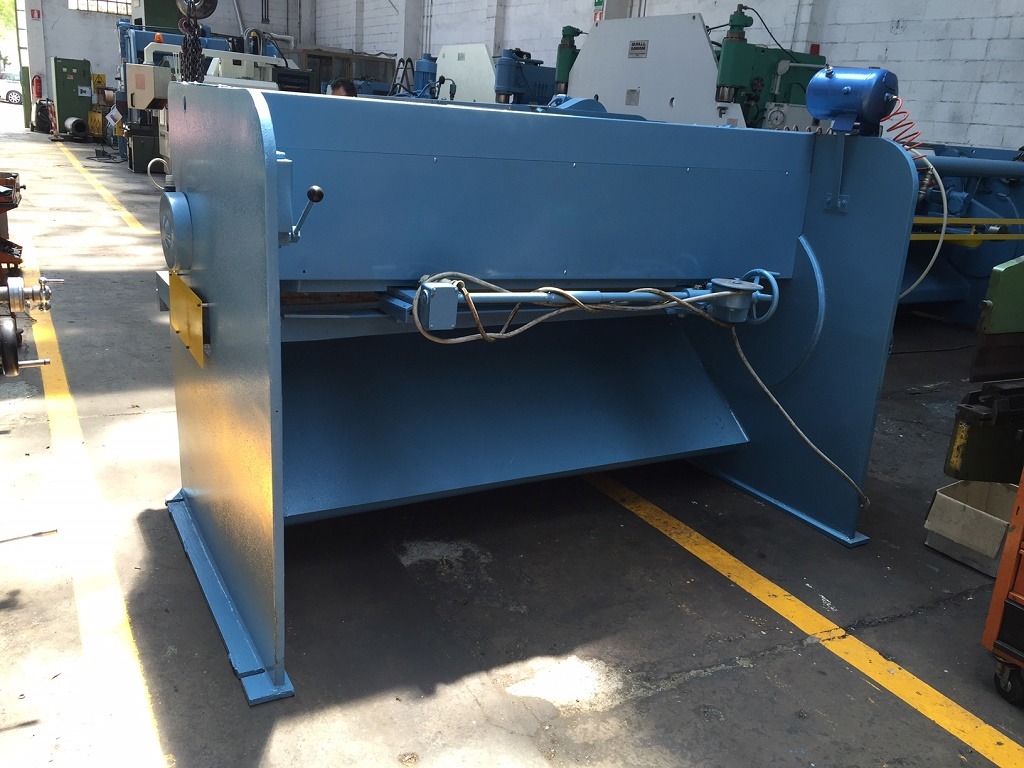 CESOIA OMEGA A GHIGLIOTTINA 2050 x 4 in vendita - foto 4