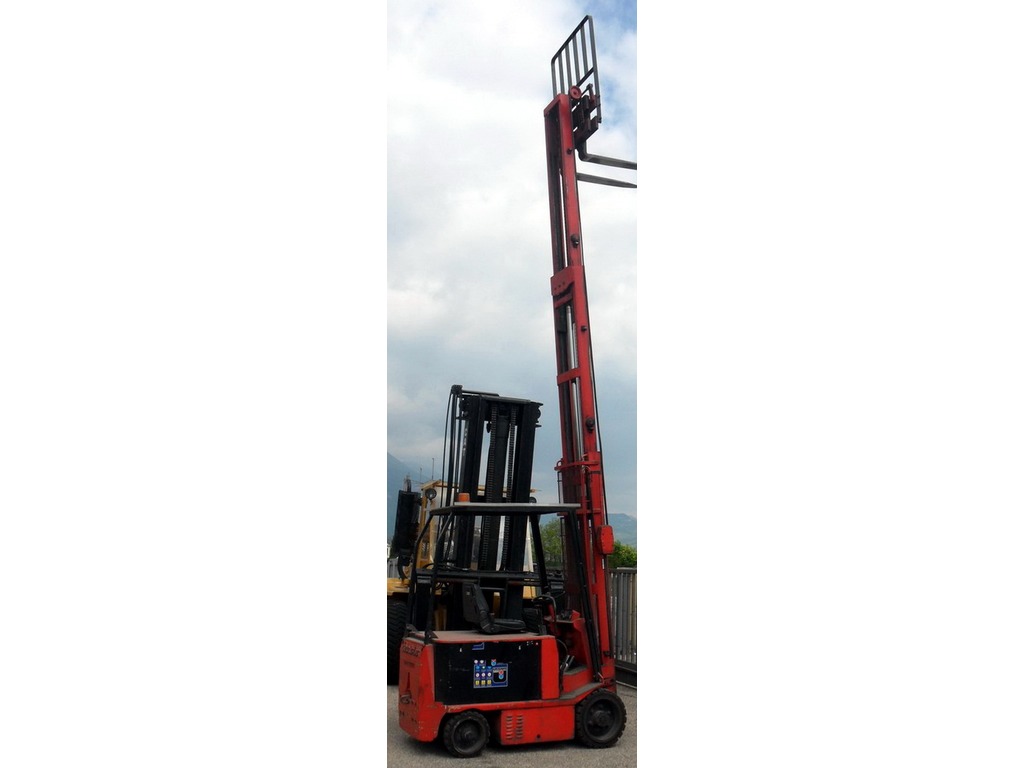 Carrello elevatore robustus elettrico  Modello GN 20 in vendita - foto 2