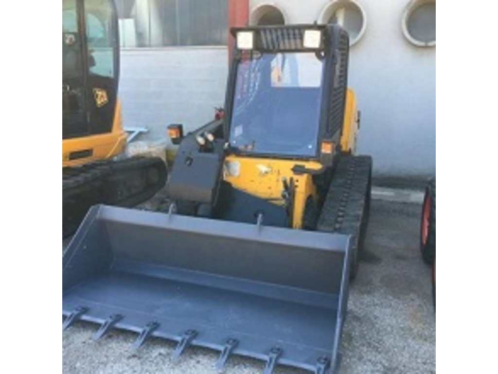 Vendesi minipala cingolata JCB in vendita - foto 1
