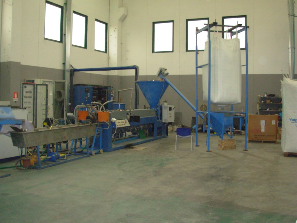 Linea di estrusione per PET usata in vendita - foto 1